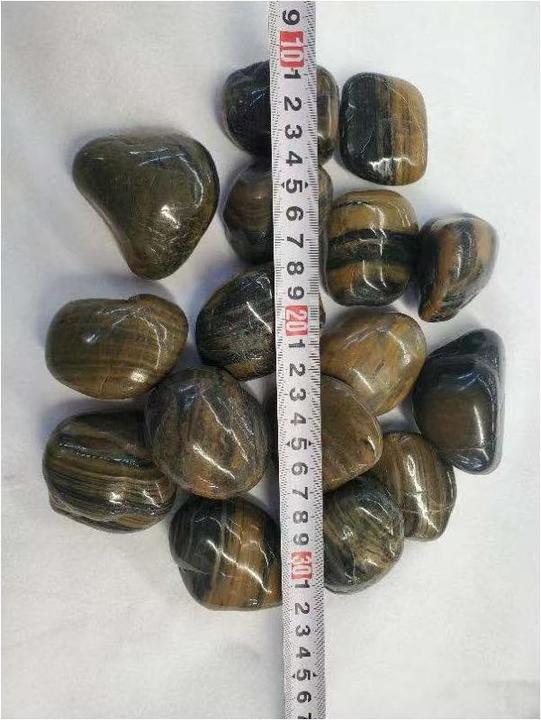 Immagine prodotto Aquagart 140kg Polierter Kiesel Glanzkies Flusskiesel Kieselsteine Gartenkies Zierkies # (30 x 30 x 20 cm)
