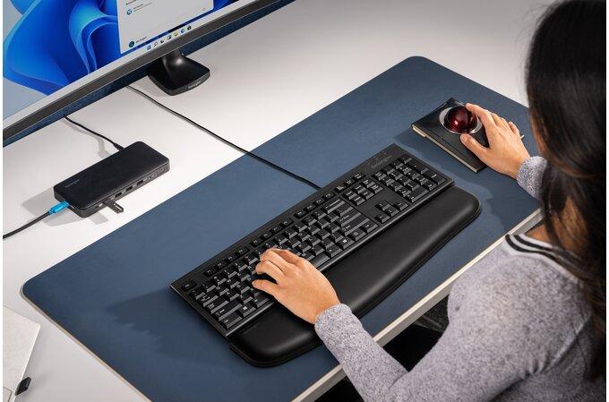 Actual product image Kensington KB100S EQ Keyboard - Layout ITA (DE, Cable)