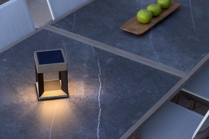 Image du produit Les Jardins Teckalu Lampe de table solaire 300 lumens (300 lm)