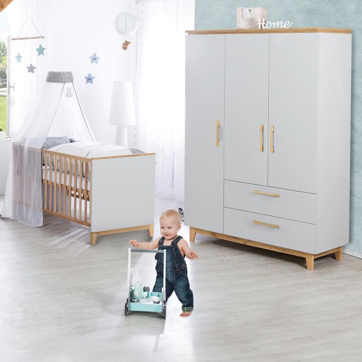 Image du produit Roba Ensemble pour chambre d'enfant Caro (Lit de bébé, Unité de changement, Armoires pour enfant)