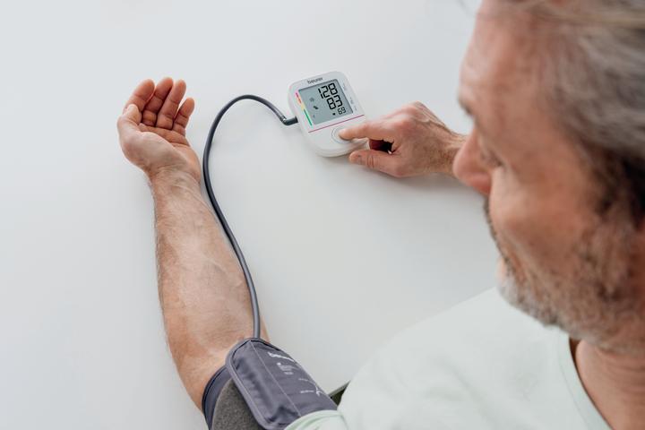 Actual product image Beurer BM 38 (Blood pressure monitor upper arm)