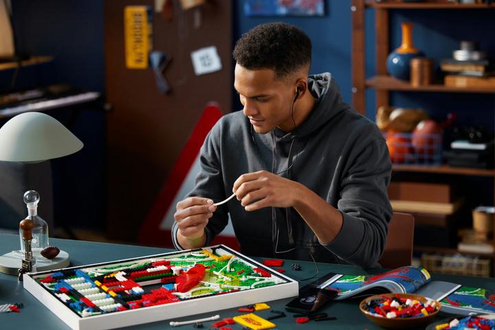 Produktbild LEGO The Amazing Spider-Man (31209, LEGO Art)