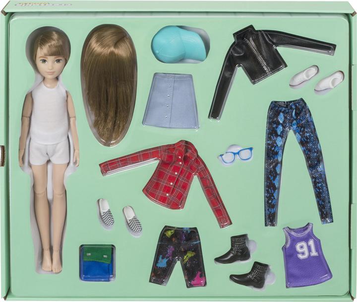Actual product image Creatable World Deluxe Character Set