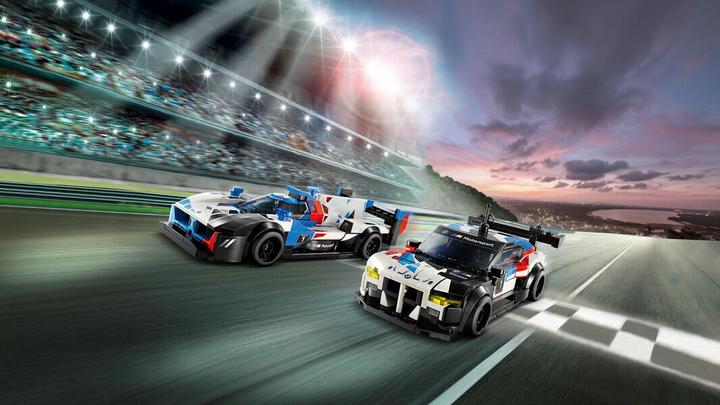 Actual product image LEGO BMW M4 GT3 & BMW M Hybrid V8 racing car (76922, LEGO Speed Champions)
