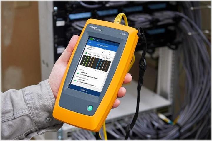 Immagine prodotto Fluke Tester per cavi di rete 5226637 LIQ-KIT-IE