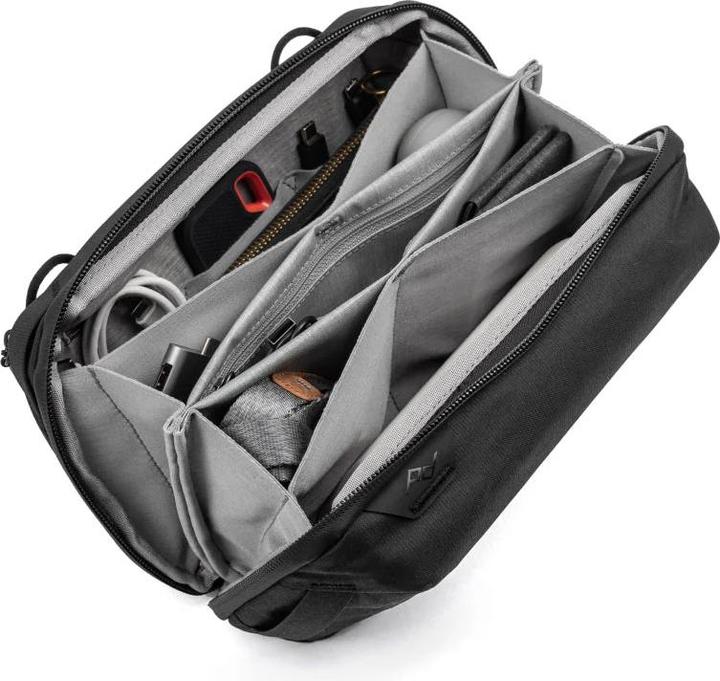 Actual product image Peak Design Tech Pouch (Camera accessory bag, 2 l)