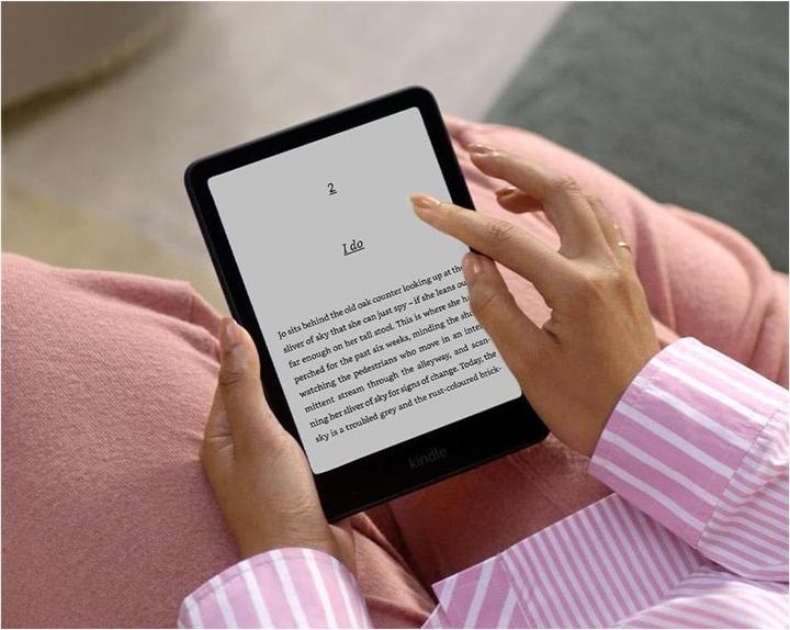 Productafbeelding Amazon Kindle Paperwhite (2024) 7 eReader - 16 GB, Zwart (7", 16 GB, Black)
