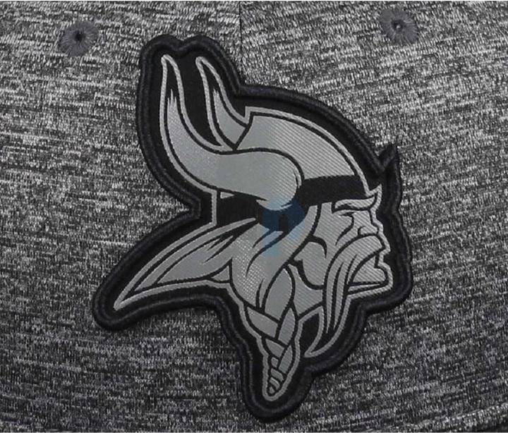 Immagine prodotto New Era NFL - Minnesota Vikings - Grey Collection 9Fifty Snapoback Cap Grigio SM (54, 55, 56, 57)