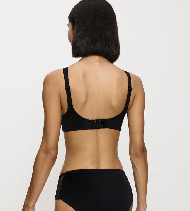 Actual product image Triumph Doreen + Cotton 01 N (100 E, Single pack)