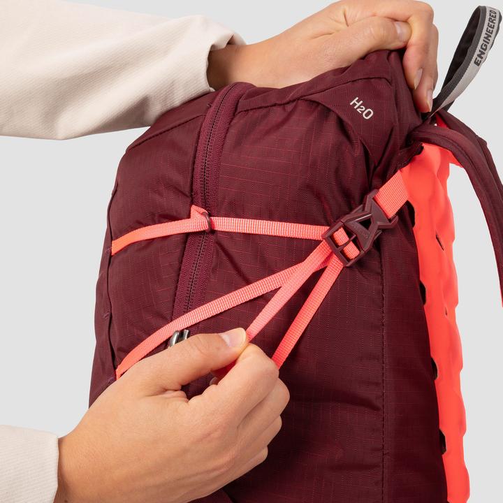 Actual product image Salewa Mountain Trainer L Backpack Da (22 l)