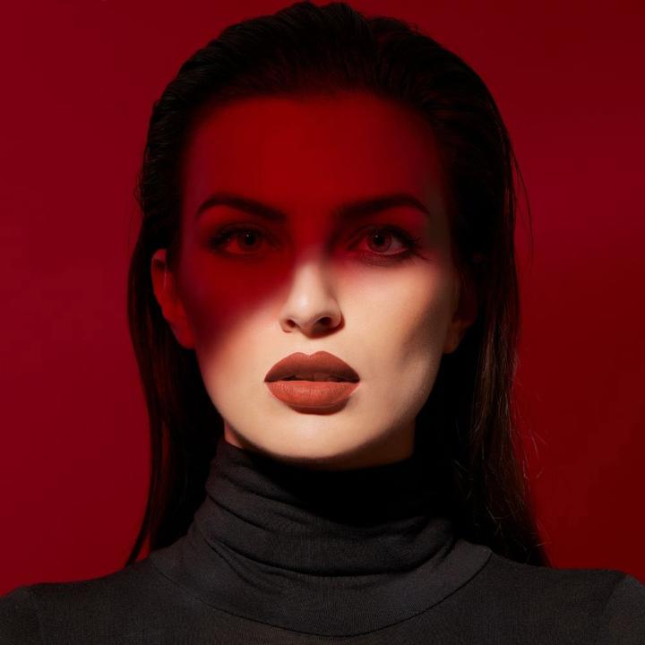 Produktbild Deborah Milano Milano Red Mat Lipstick No 32 (32 Rusty Red)