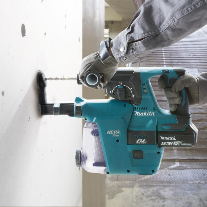 Actual product image Makita DHR243RTJW (Rechargeable battery operated)