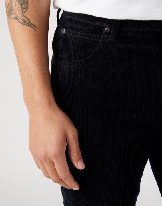 Actual product image Wrangler Greensboro (New Arizona) Cord Pant Straight Fit Bla (W42/L32)