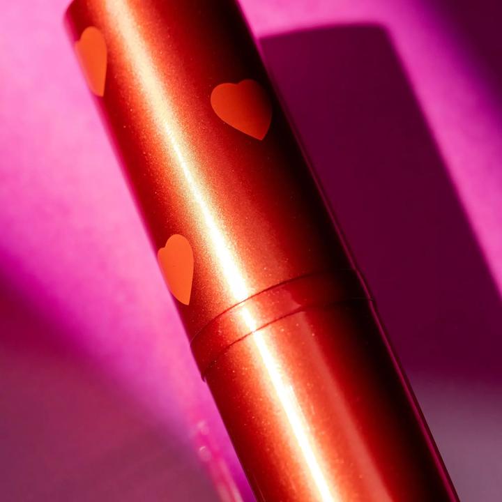Actual product image Catrice Lipstick Heart Affair Full Shine C02 In A Heartbeat (C02 In A Heartbeat)