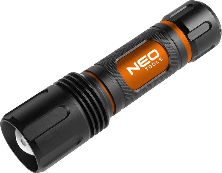 Actual product image Neo Flashlight Battery powered flashlight 6xAA 1500 lm CREE XHP50.2 LED (18.40 cm, 1500 lm)