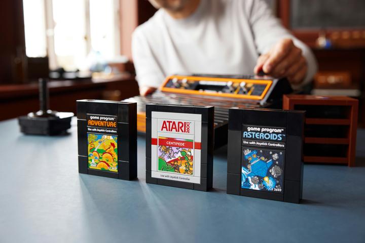 Actual product image LEGO Atari 2600 (10306, LEGO Rare Sets, LEGO Icons)