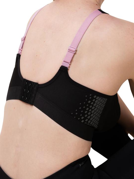 Actual product image Triumph Sports Bra "Triaction Extreme Lite N (95 D)