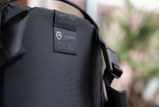 Actual product image Wandrd X1 Cross Body Bag Large Zwart (Camera shoulder bag, 1.60 l)