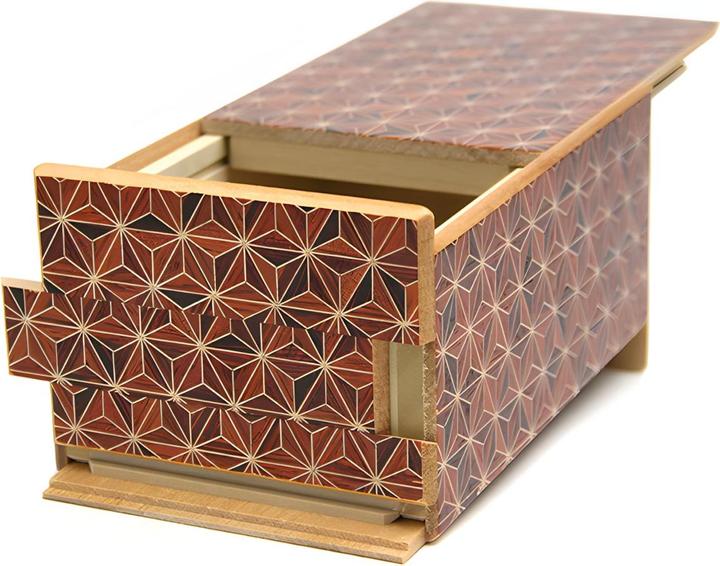 Actual product image Maruyama Himitsu Bako - Akaasa (21 steps) - Japanese puzzle box