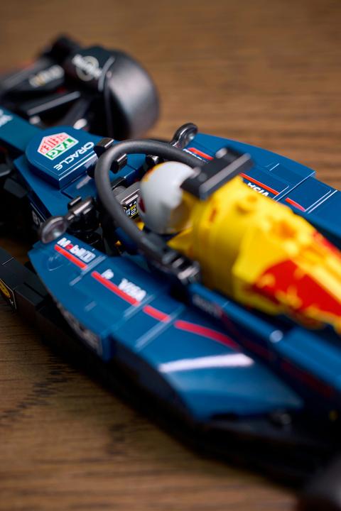 Produktbild LEGO Oracle Red Bull Racing RB20 F1 Rennauto (77243, LEGO Speed Champions)
