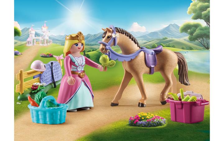Actual product image Playmobil Princess with horse (71801, Playmobil Princess Magic)