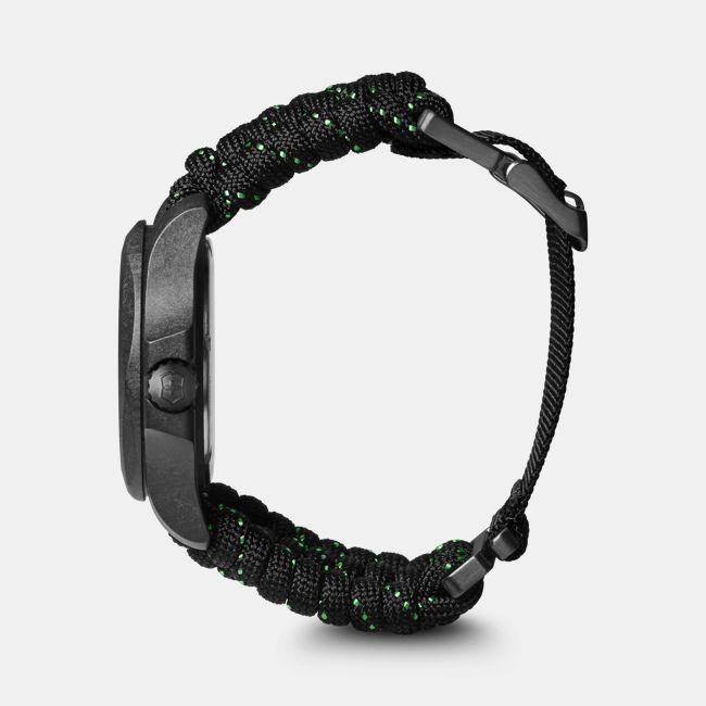 Immagine prodotto Victorinox I.n.o.x. Carbonio (Orologio da polso analogico, Fatto in Svizzera, 43 mm)