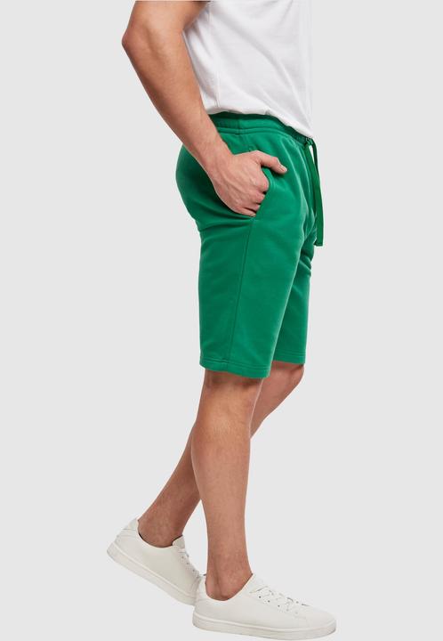 Actual product image Urban Classics Basic sweatshorts (L)
