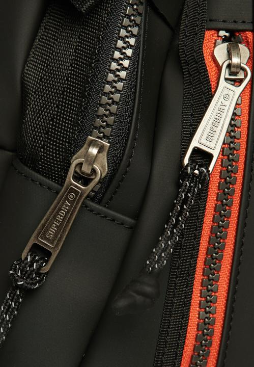 Image du produit Superdry TARP Rucksack Black Pelican (21 l)