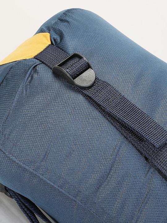 Image du produit Meru Kunstfaserschlafsack Isar 6 Comfort 42x21cm 1350g (210 cm)