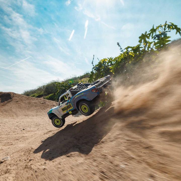 Image du produit Arrma Camion désert Mojave Grom Mega 380 (RTR Prêt à fonctionner)