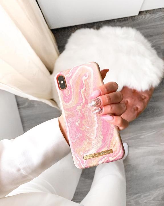Actual product image iDeal Of Sweden Golden Blush Marble (Apple iPhone 11 Pro)