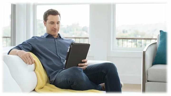 Produktbild Logitech Slim Folio (CH, iPad 2019 (7. Gen), iPad 2020 (8. Gen), iPad 2021 (9. Gen))