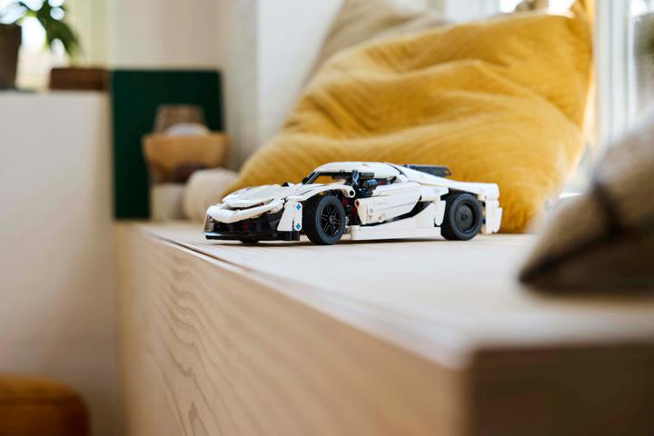 Immagine prodotto LEGO Koenigsegg Jesko Absolut (42184, LEGO Technic)