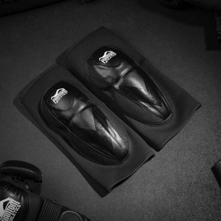 Actual product image Phantom Athletics Knieschützer RIOT Pro (L, XL, Knee pad, Pair)