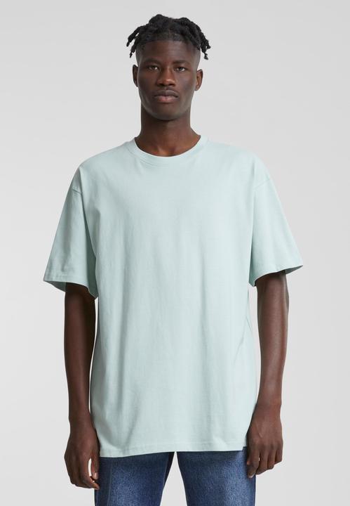 Actual product image Urban Classics Heavy Oversized Tee - 1560 (M)