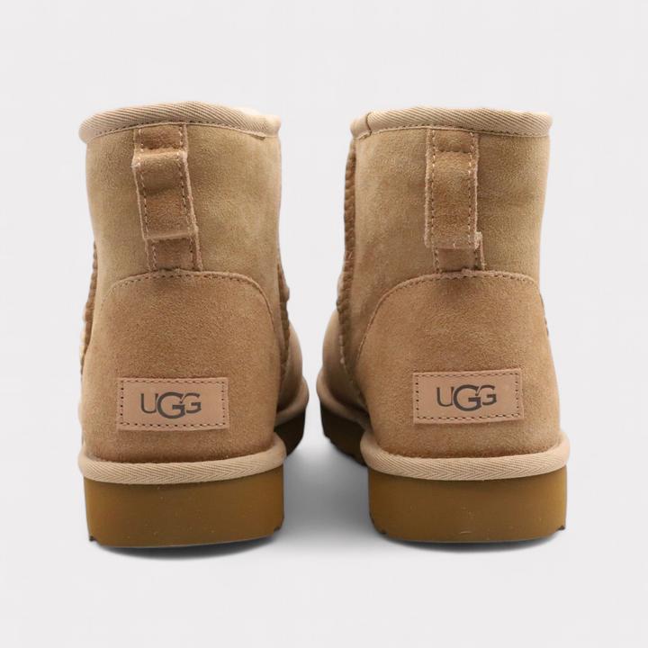 Produktbild Ugg Classic Mini II (40)