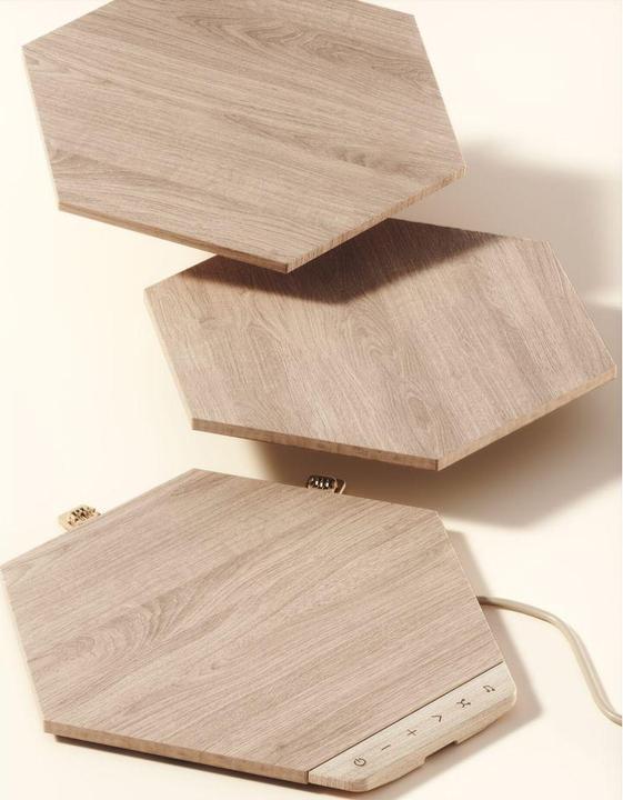 Actual product image Nanoleaf Wood (22 lm)