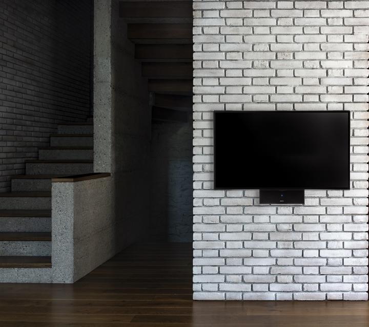 Actual product image Geneva Cinema+ (2.1 Channel)