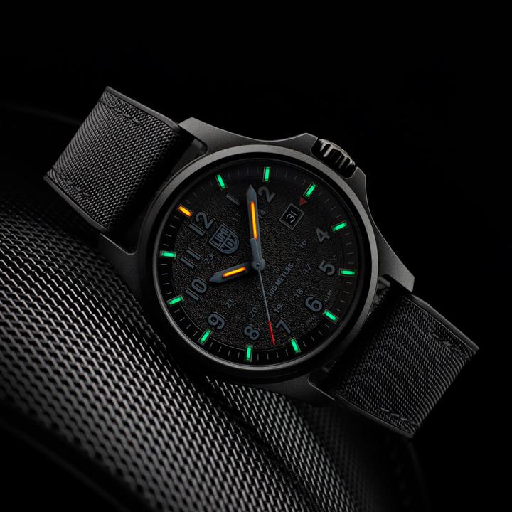 Actual product image Luminox Atacama Field 1960 Series (Analogue wristwatch, 43 mm)