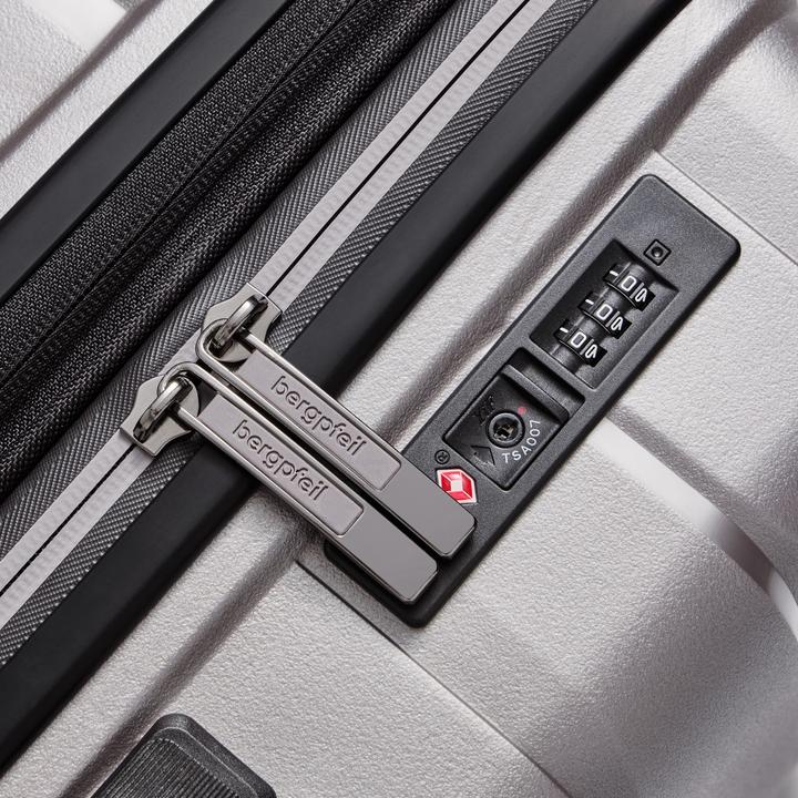 Actual product image Bergpfeil Travel 4-wheel suitcase set, 3-piece, with stretch fold (228 l, XL (from 140l))