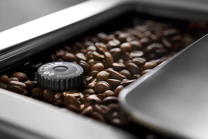 Productafbeelding De'Longhi DeLonghi ECAM 656.85.MS PrimaDonna Elite 0132.219011, roestvrij staal