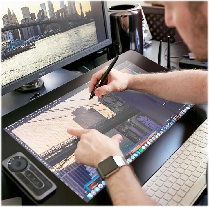 Image du produit Wacom Cintiq Pro 24 Touch (23.60", 5080 lpi)