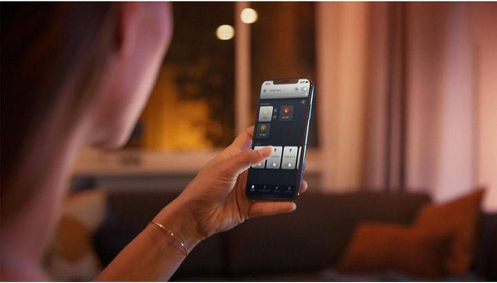 Produktbild Philips Hue White Starter Set (E27, 9.50 W, 1055 lm, 2 x, F)