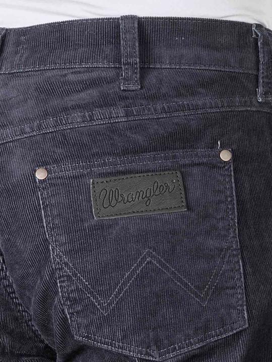 Actual product image Wrangler Greensboro (New Arizona) Cord Pant Straight Fit Par (W32/L34)
