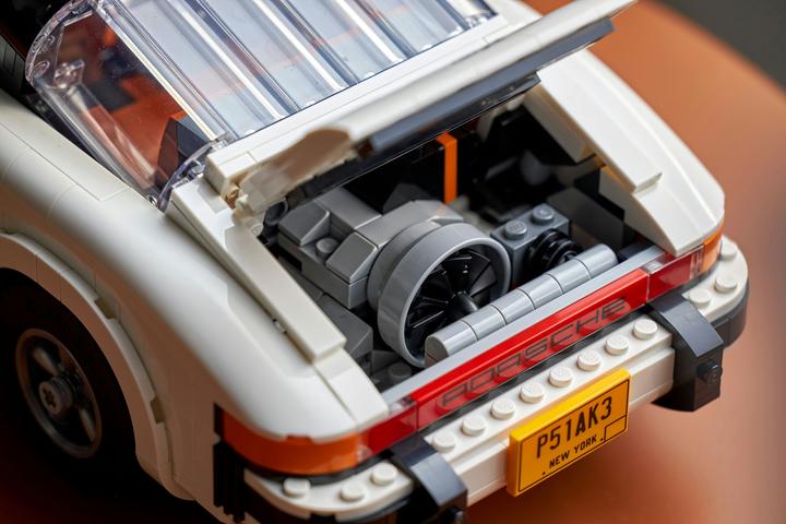 Productafbeelding LEGO Porsche 911 (10295, LEGO Creator Expert, LEGO Zeldzame Sets)