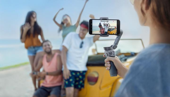Image du produit DJI Combo Osmo Mobile 3 avec étui (0.23 kg)