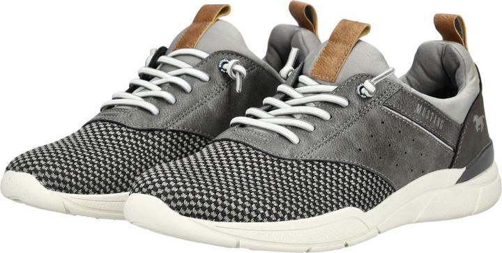 Actual product image Mustang Sneaker (46)