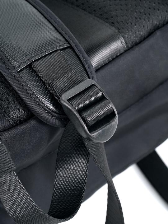 Produktbild Divoom Cyber bag Premium Weather proof with Led Pixel Art Display&App Control