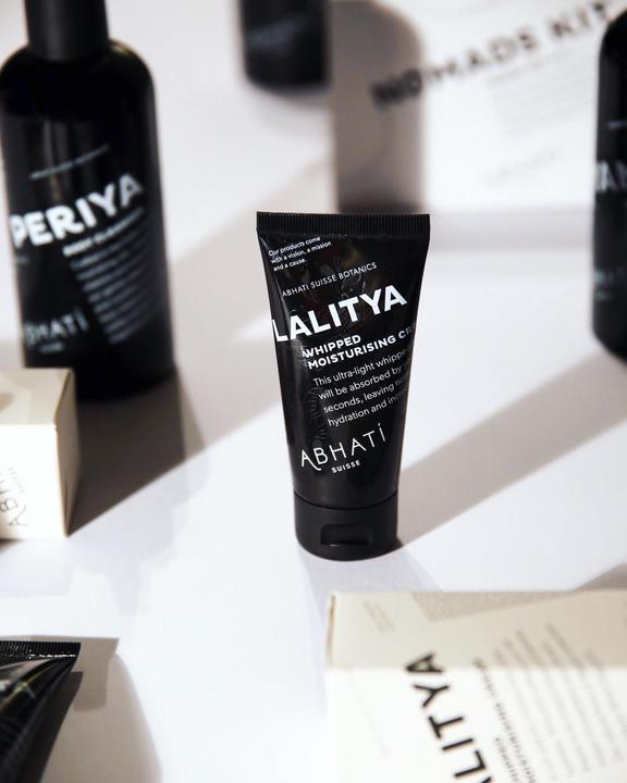Produktbild Abhati Lalitya Whipped Moisturising Cream (60 ml, 24h Creme)