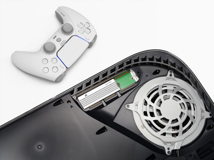 Actual product image Corsair MP600 PRO LPX (4000 GB, M.2 2280)